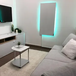  Appartamento Modern Center Studio Under The Castle Ii Free Parking